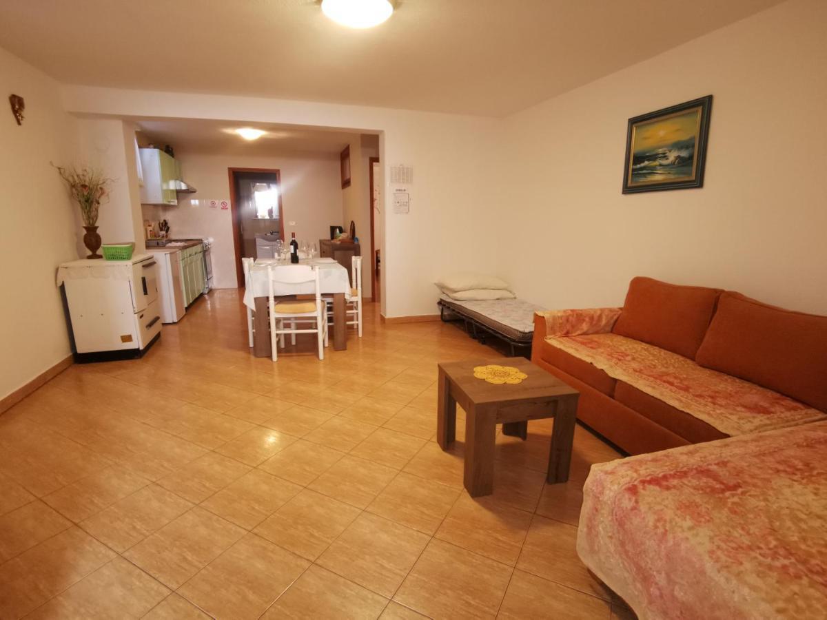 Apartmani Berber Babici Экстерьер фото